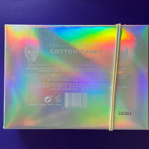 Boxed set of 2 Glitter Skull Cotton Candy Scented Bath Fizzers / Bath Bombs NWT - Picture 2 of 8